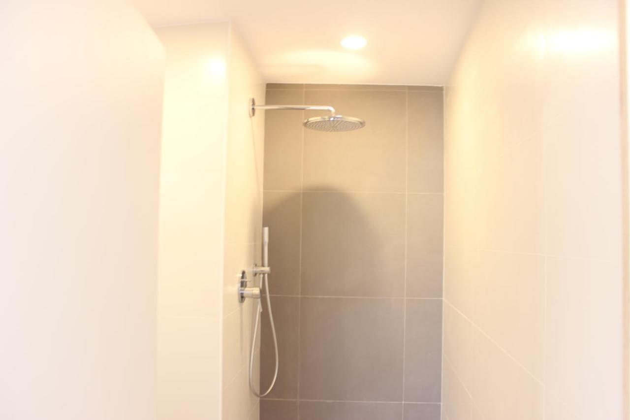 Beautiful Loft, Huge Sunny Terrace, View Over The Beach And Sea روساس المظهر الخارجي الصورة