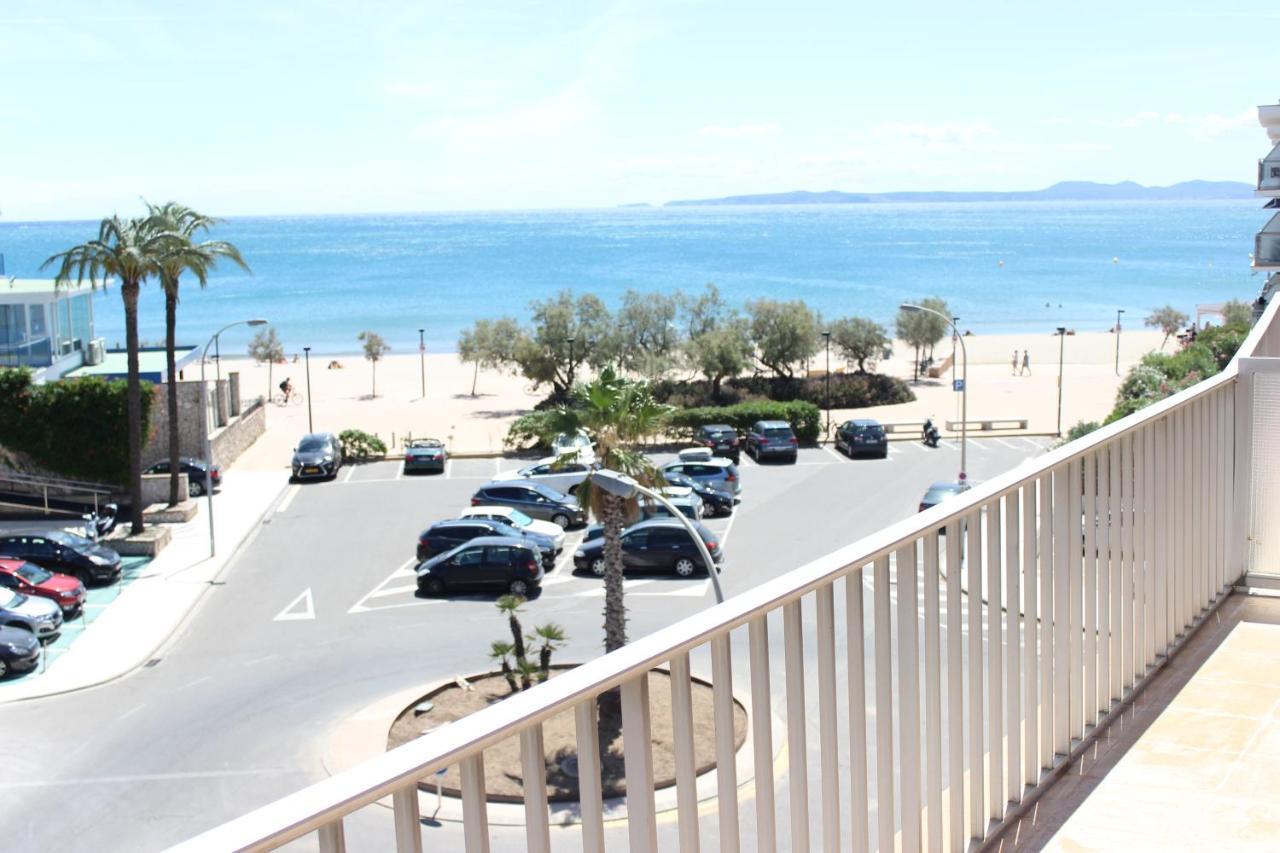 Beautiful Loft, Huge Sunny Terrace, View Over The Beach And Sea روساس المظهر الخارجي الصورة
